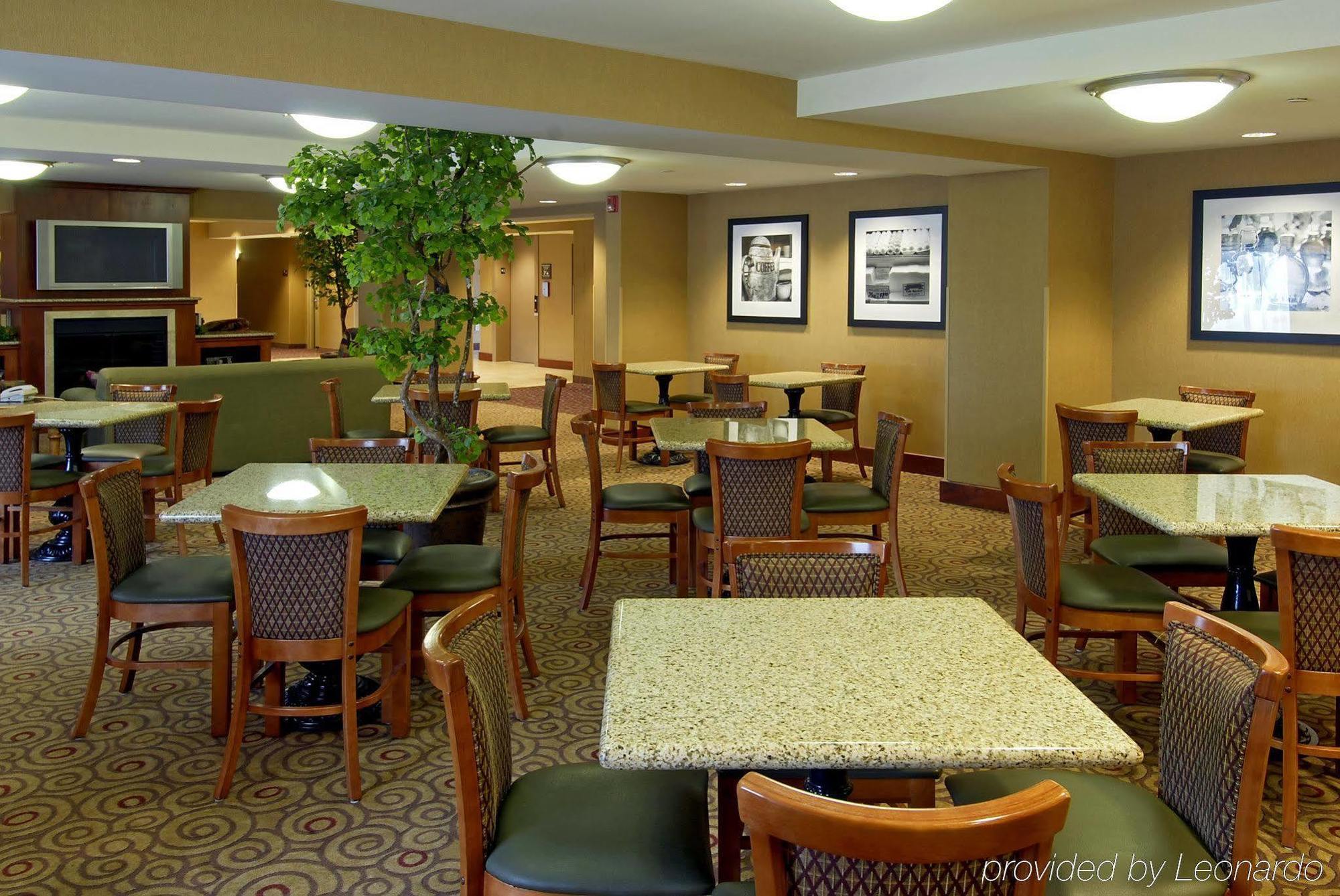 Hampton Hotel